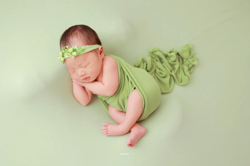 中山八个月宝宝老是使劲